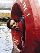 نقره لتكبير أو تصغير الصورة ونقرتين لعرض الصورة في صفحة مستقلة بحجمها الطبيعي